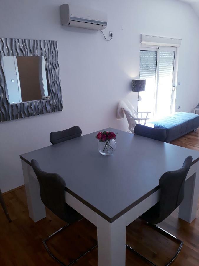 Apartment N&B Zadar Exterior photo